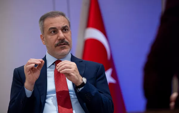 Turkish FM Heads to Doha for Key OIC-Arab League Summit Preparation