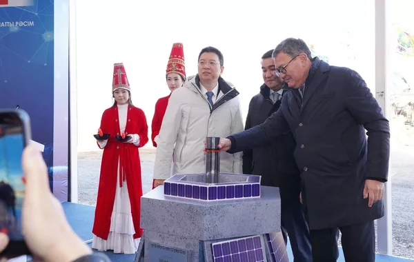 Kazakhstan Begins Building Major Solar Plant in Turkistan