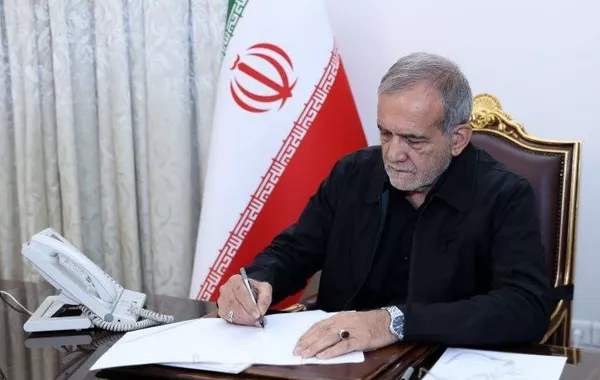 Iranian Leader Sends Warm Independence Day Message to Tajik Counterpart