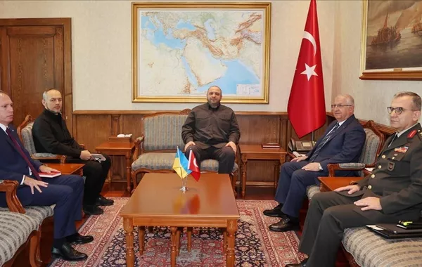 Turkish, Ukrainian Defense Ministers Meet in Ankara