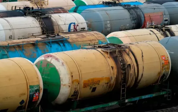 Kazakhstan Extends Fuel Export Ban Until November 21