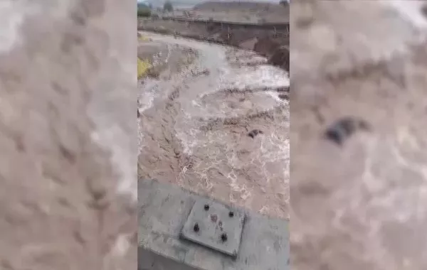 Rainfall Triggers Floods in Western Iran Amid Worst Water Crisis in Decades