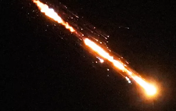 Iranian Cluster Bombs Hit Central Israel, Causing Significant Damage – VIDEO