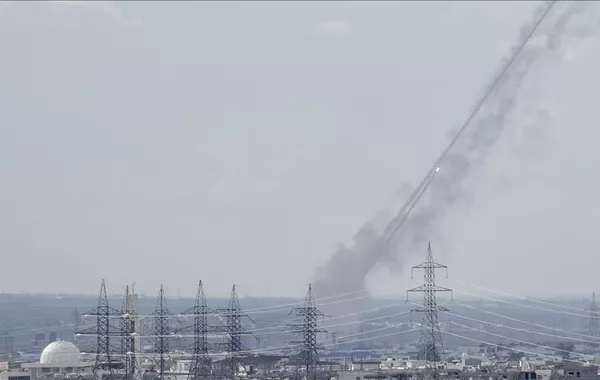 Smoke Billows from US Military Base in Erbil Following Explosions