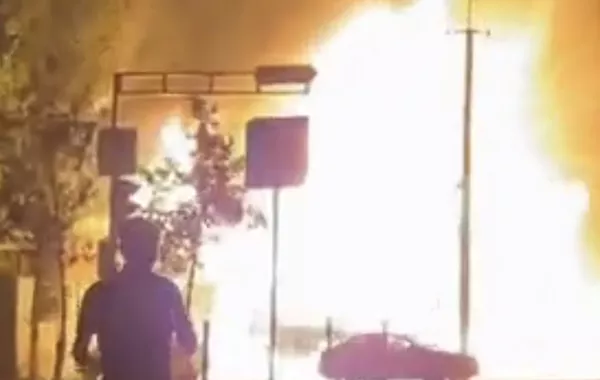 Nighttime Blaze in Uzbekistan Leaves Two Dead, Three Injured - VIDEO