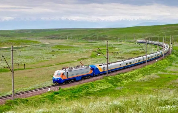 Kazakhstan Launches Circular Rail Route Linking China and Russia