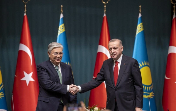 Turkish and Kazakh Presidents Discuss Strengthening Bilateral Relations