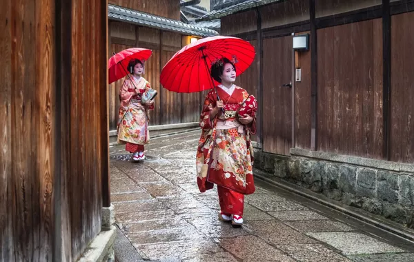 Japan Dental Tour Offers 10 Kyrgyz Travelers a Luxury Wellness Experience