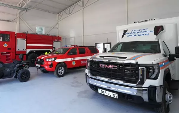 A Climber With an Injured Leg Was Rescued in the Almaty Mountains