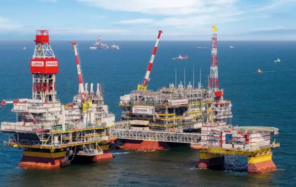 Ukraine Strikes Oil Platform in Russia’s Caspian Sector