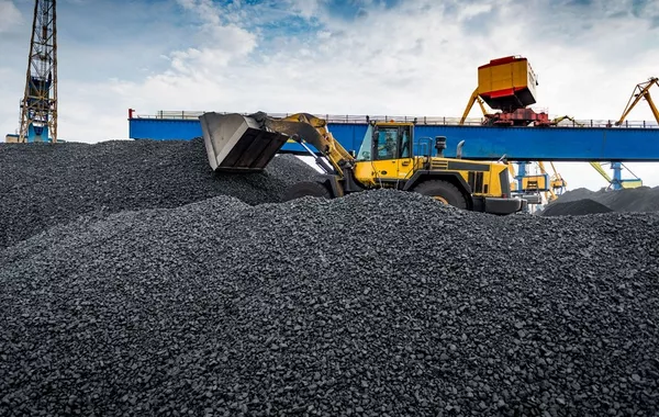 Azerbaijan Exports 98.866 Million Tons of Petroleum Coke in H1 2025
