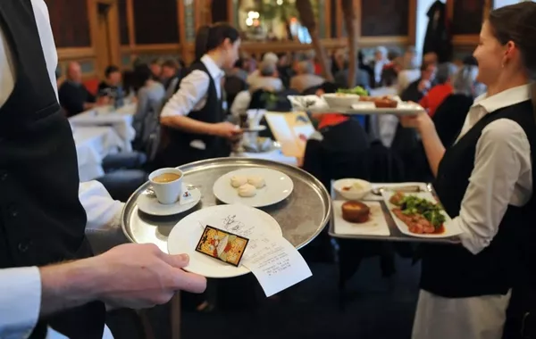 Kyrgyzstan Bans Service Charges in Restaurants, Cafes Starting 2026