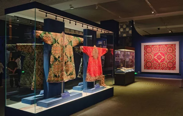 Beijing Exhibition Highlights Cultural Treasures of SCO Countries, Including Uzbekistan