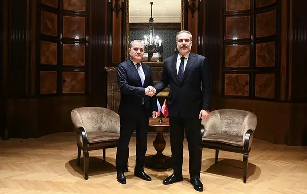Azerbaijani , Turkish FMs Hold Talks on Regional Cooperation in Vienna
