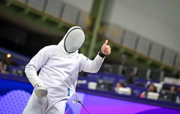 Kazakh Fencers Cut Through to Semifinals at 2025 World Championships