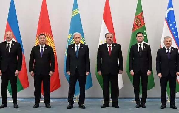 Azerbaijan Emerges as Key Bridge Between Asia and Europe