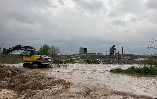 Heavy Rain Triggers Deadly Floods Across Türkiye