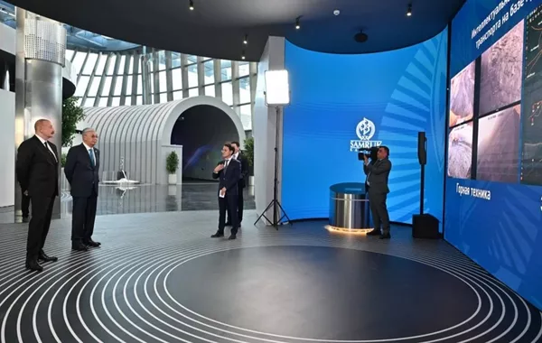 Kazakh, Azerbaijani Leaders Tour Alem.AI, Spotlighting Breakthroughs in Digital Tech and AI