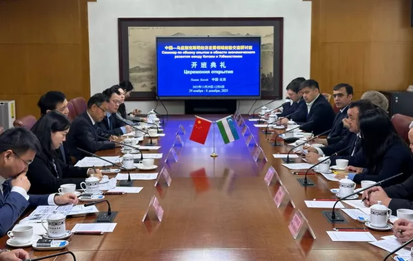 Uzbekistan, China Launch Program to Strengthen Economic Ties