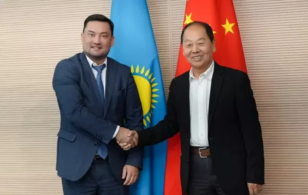 Kazakhstan, China Explore Collaboration on Transport Innovation
