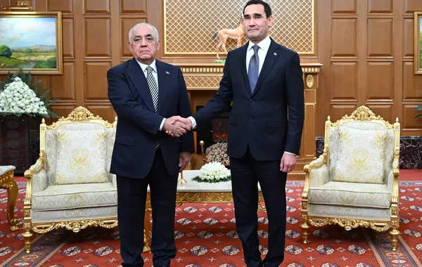 Azerbaijani PM, Turkmen Leader Emphasize Political Dialogue