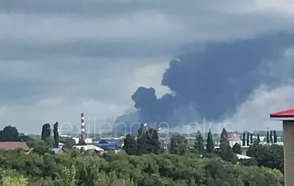 Ukraine Targets Russian Oil Refinery, Engels Air Base in Drone Strikes