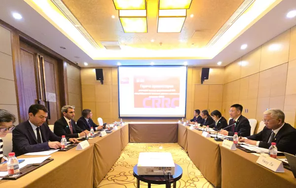 Azerbaijan Railways Seeks Stronger Co-Op with Chinese Firms to Enhance Freight Transport