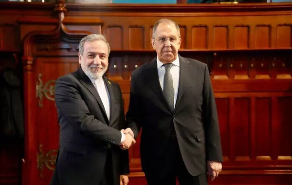 Russia, Iran Advocate Diplomatic Solutions on Tehran Nuclear Issue