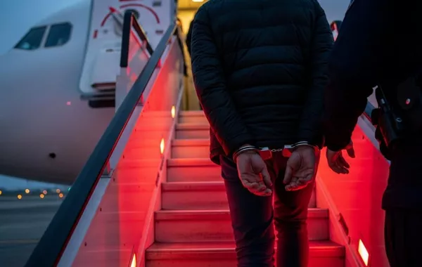 Türkiye Brings Over 70 Wanted Suspects Back in International Operation