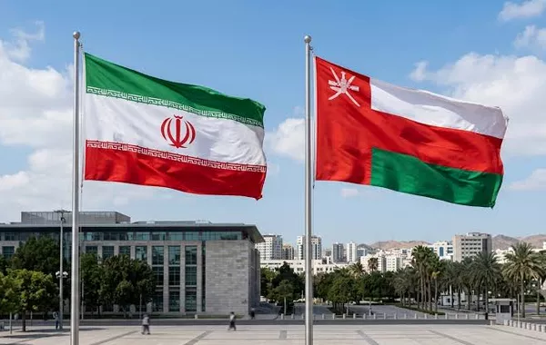 Iran, Oman Agree on Revenue Sharing for Hormuz Strait Shipping, IRGC Official Says