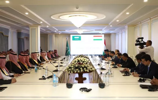Tajikistan, Saudi Arabia Deepen Bilateral Cooperation in Trade and Investment