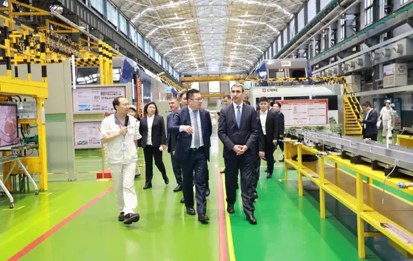 Azerbaijan Railways Explores Major Deal with Chinese Train Manufacturer