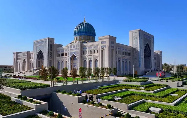 Uzbek President Hails Islamic Civilization Center as Heritage and Future Hub - VIDEO