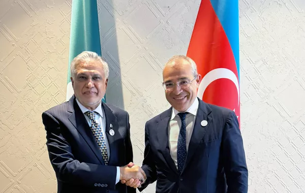 Azerbaijan, Pakistan Mull Intensive Promotion of Mutual Investments