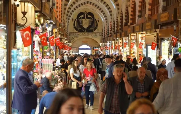 Türkiye’s Annual Inflation Rises in September, Surpassing Forecasts