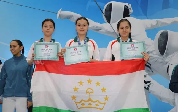Tajik Women’s Fencing Team Scores Historic Bronze at Asian Cadet Cup