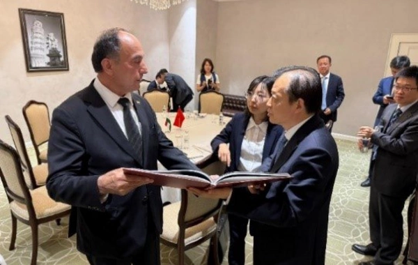 Tajikistan and China Discuss Expanding Multimodal Corridor to Europe