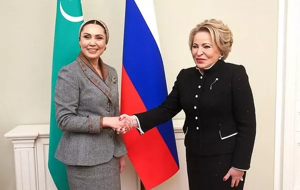 Turkmen Delegation Takes Part in “Commonwealth of Fashion” Forum in St. Petersburg