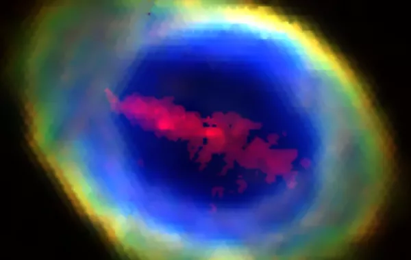 Huge Iron Bar Discovered in Ring Nebula, Astronomers Call for More Study