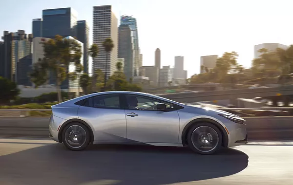 Azerbaijan’s Car Market Goes Hybrid Thanks to China