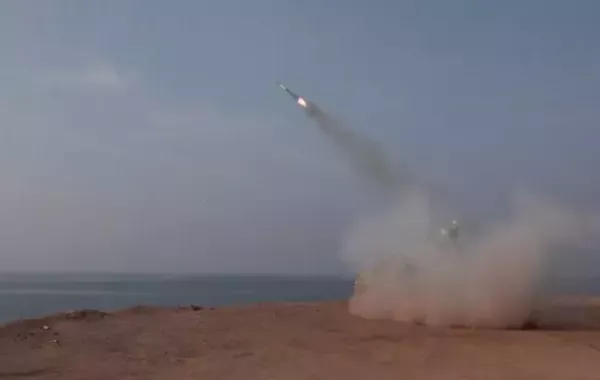 IRGC Tests New Technology in Joint Military Drill in Southern Iran