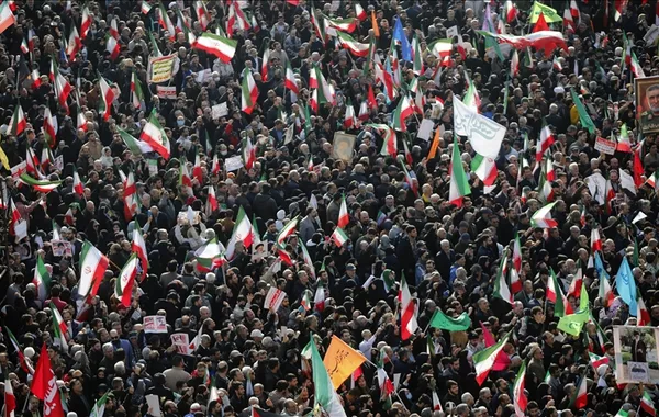 Germany Advises Citizens to Exit Iran Amid Ongoing Protests