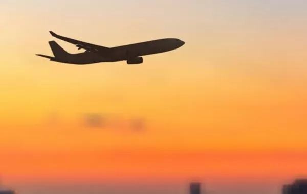 Iran Closes Western, Central Airspace to International Overflights