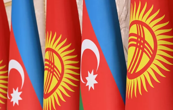 Kyrgyzstan, Azerbaijan Sign Theater Cooperation Deal to Boost Cultural Ties