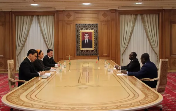 Turkmen Parliament Speaker Accepts Chad Envoy’s Credentials