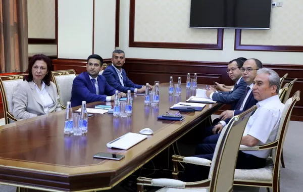 Uzbekistan, Azerbaijan Strengthen Financial Ties Through Joint Central Bank Seminar