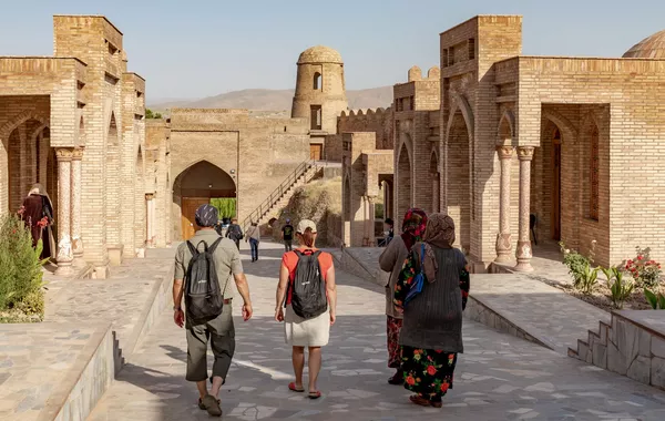 Tajikistan Rises as Top Choice for Uzbek Tourists in Early 2025