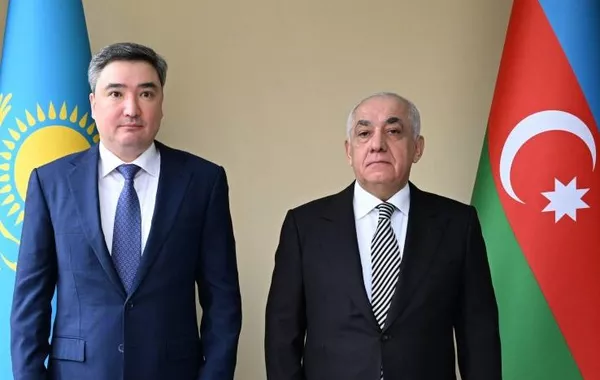 Azerbaijani, Kazakh PMs Mark Aktau Plane Crash Anniversary