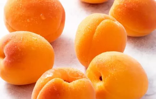 Armenia Risks Losing Most Apricot Export Revenue Without Russia