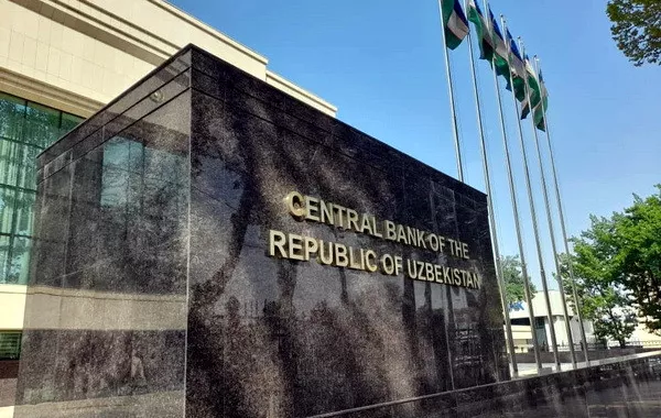 Uzbekistan Holds Interest Rate Amid Inflation Risks